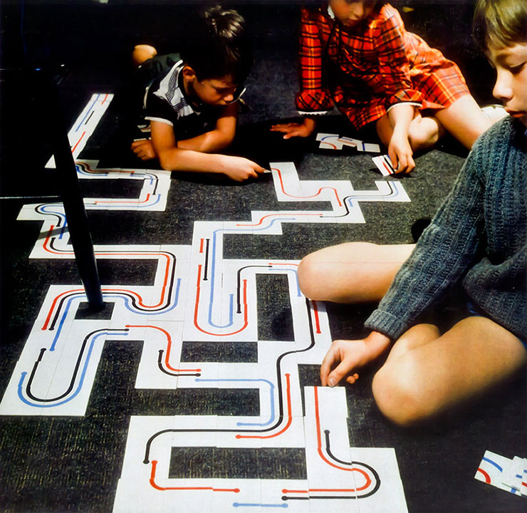 Ken-Garland-connect-game-1968-03